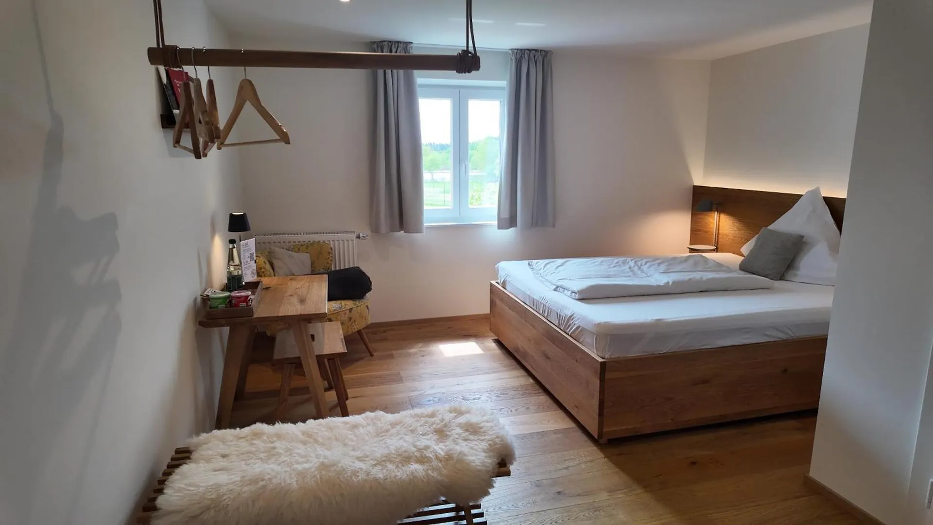 Scherauer Hof Leinburg Bed & Breakfast